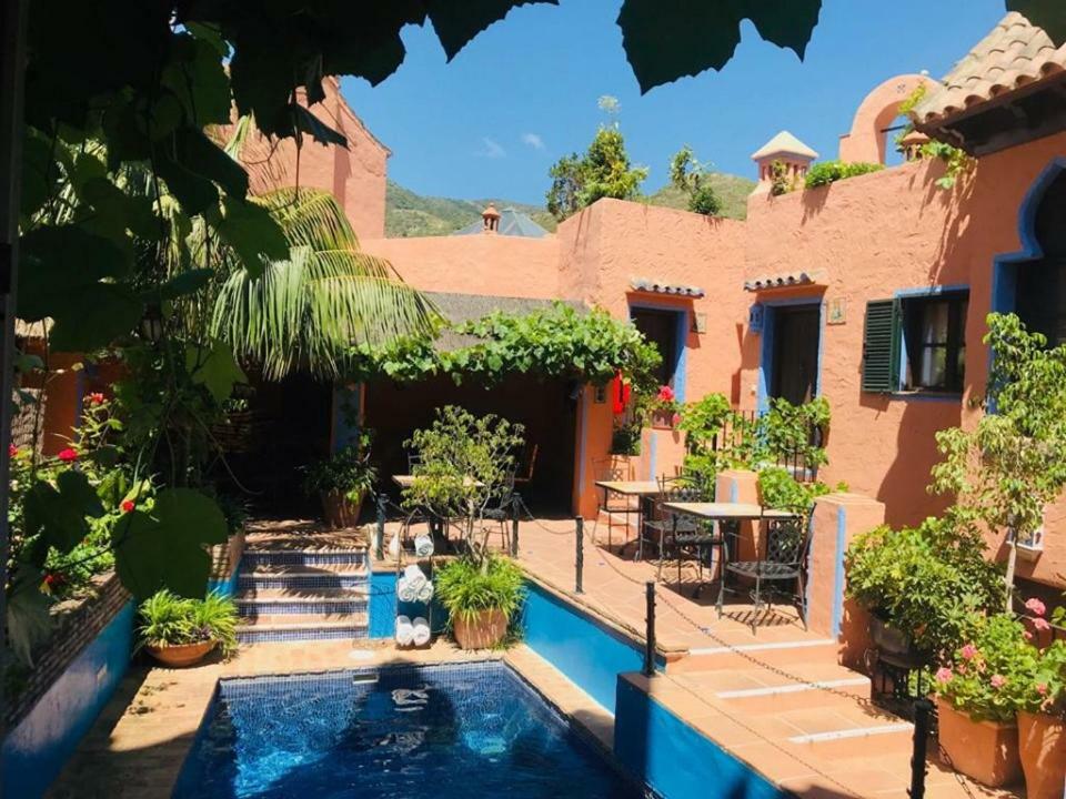 Hotel Amanhavis ベナアビス エクステリア 写真